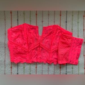 Pink corset style bra from victoria’s secret